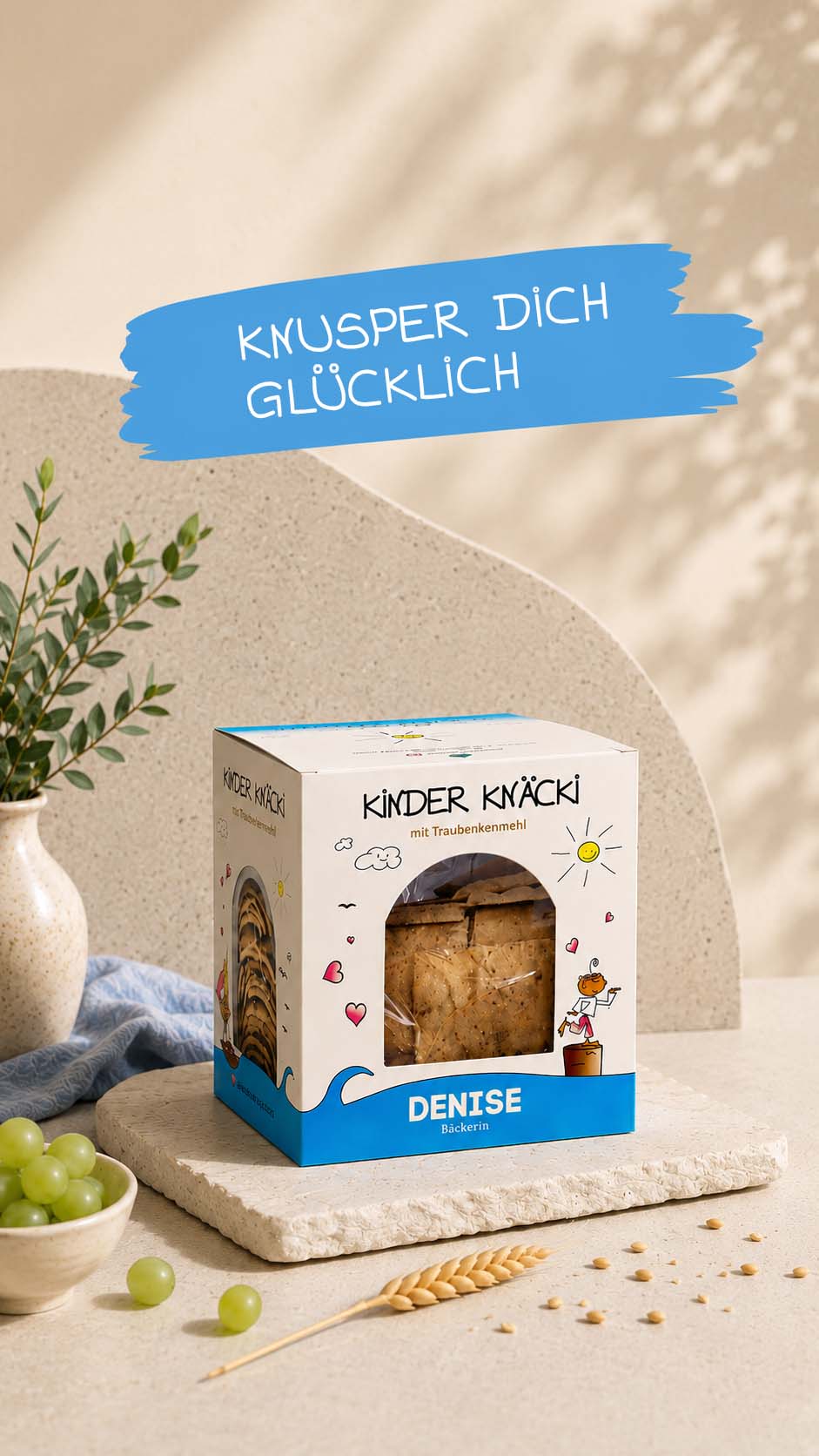 Kinder Knäcki Packung mit dem Schriftzug Knusper dich glücklich